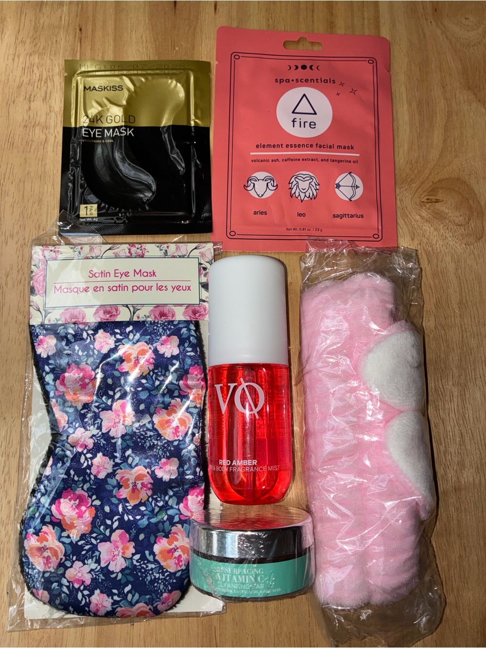 6 piece Pamper & Self-Care Gift Bundle – Skincare, Fragrance & Sleep Accessories - Picture 1 of 12